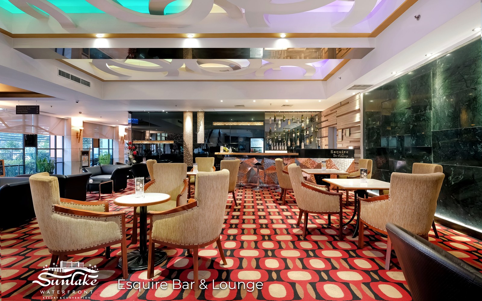 Esquire Lounge