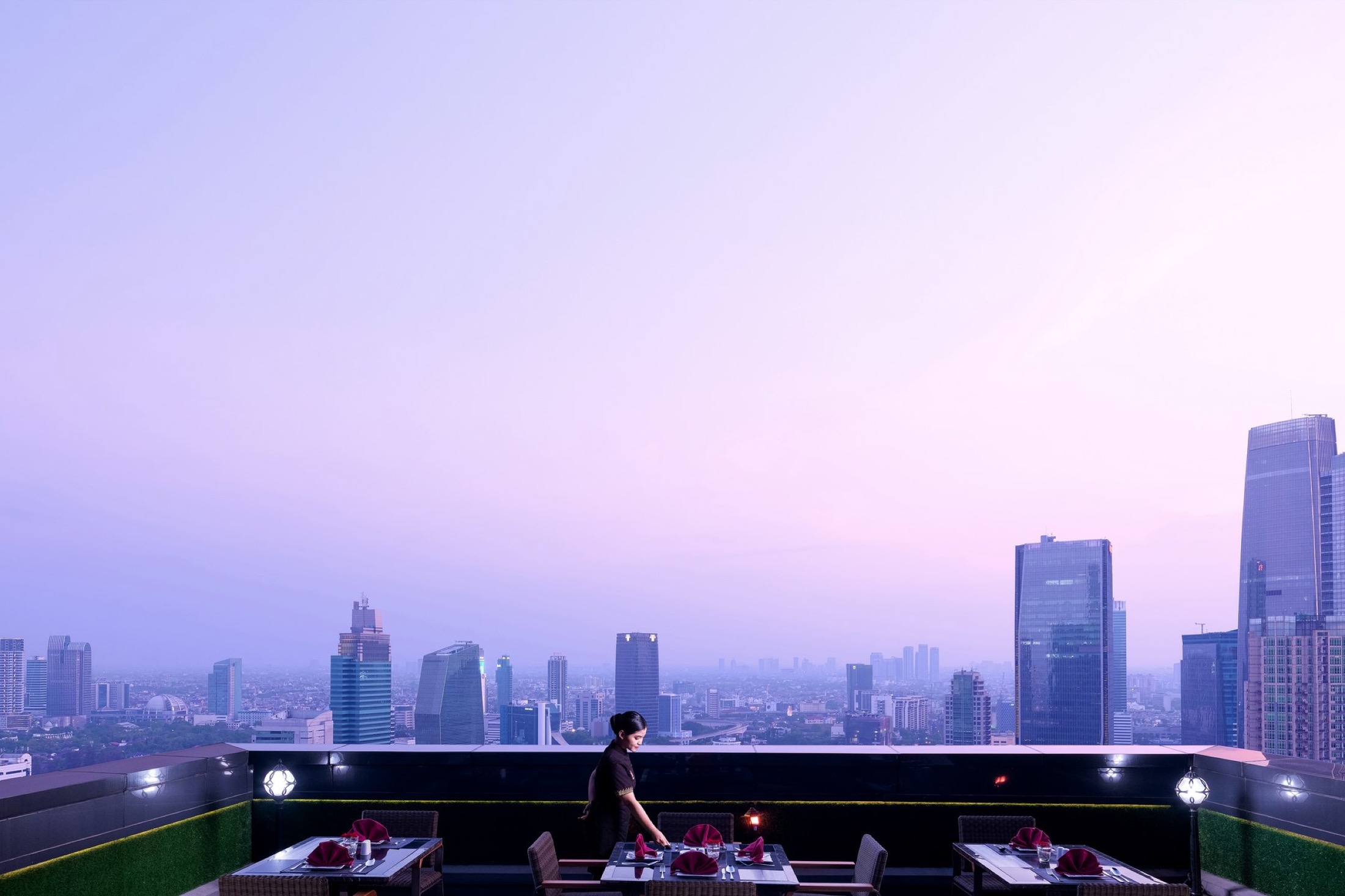 Man Aur Tan rooftop dining