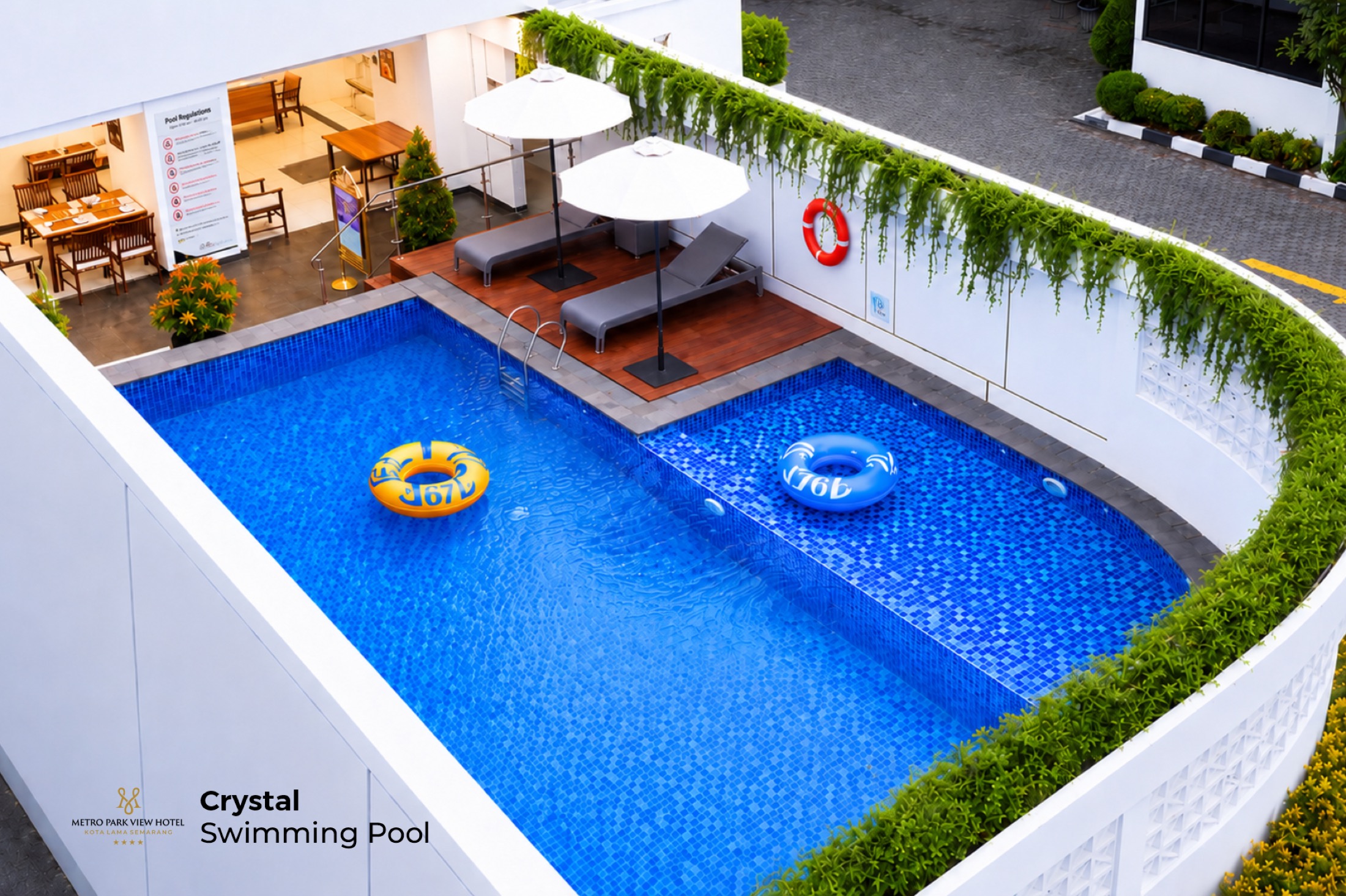 Crystal swimming pool