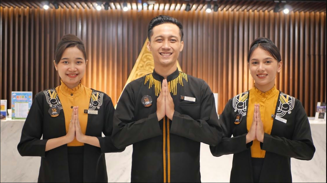 A dynamic Sango Hotel Management hospitality team