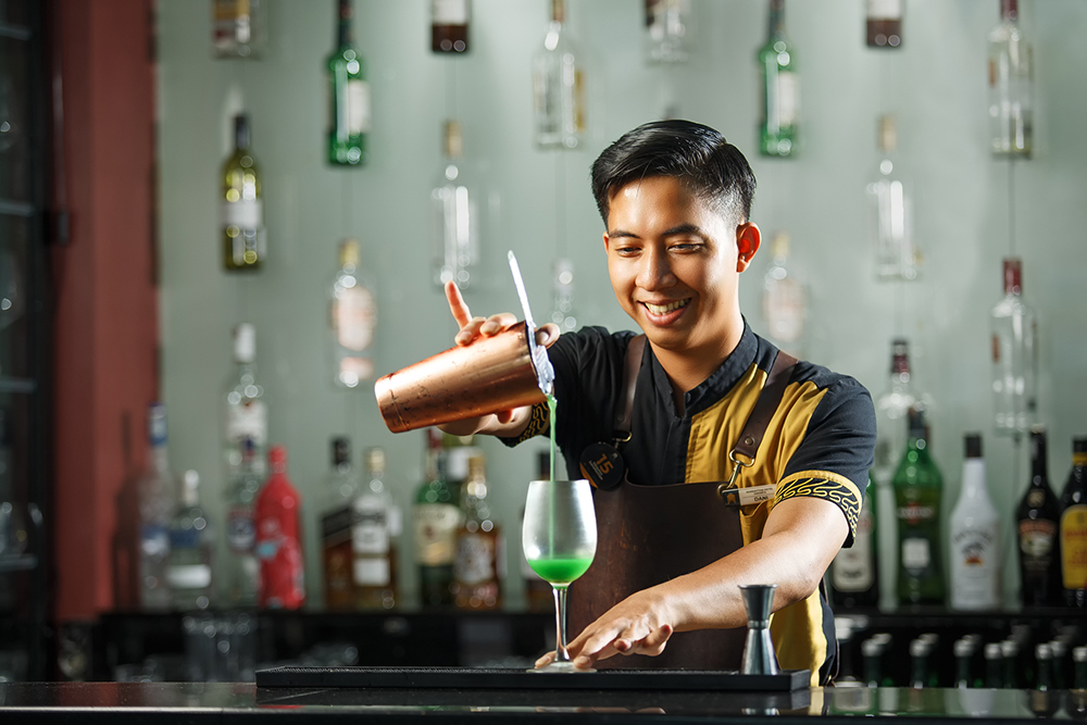 NYC Lounge & Bar Manhattan Hotel Jakarta: Destinasi Urban Lifestyle dengan Sentuhan Elegan di Jantung Mega Kuningan